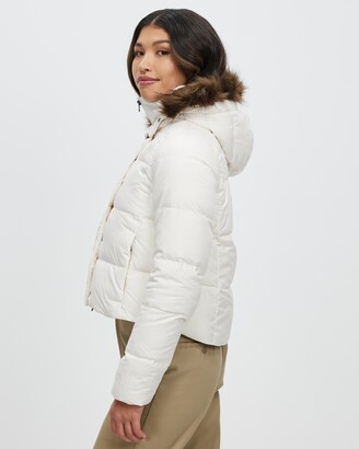 The North Face Women's White Winter Coats - New Dealio Down Short Jacket