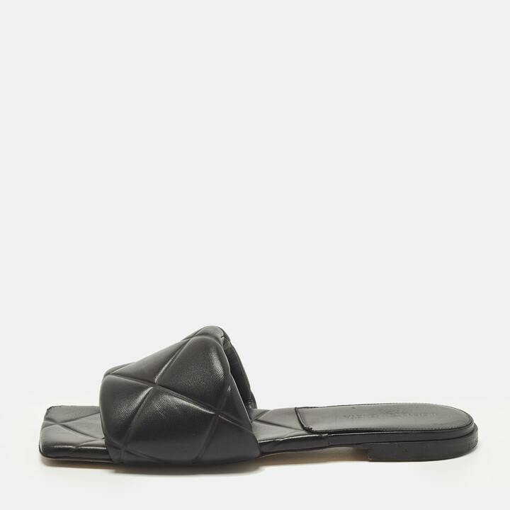 Bottega Veneta Lido Size 40 Black Quilted Leather Flat Sandals