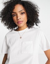 Thumbnail for your product : New Look boxy tee in white