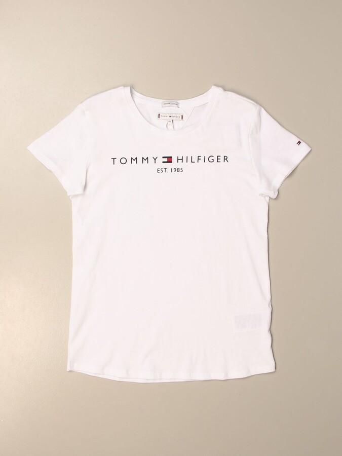 tommy hilfiger white t shirt girl