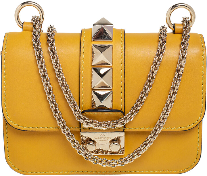 eksistens Tilsvarende Humoristisk Lock Flap Bag Valentino | Shop the world's largest collection of fashion |  ShopStyle