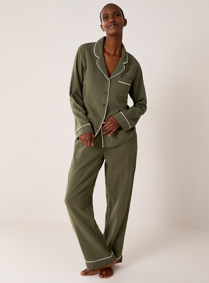 https://img.shopstyle-cdn.com/sim/54/39/54393ae39cf2fccf4a13bbcf47fc8cbd_xlarge/miiyu-textured-organic-cotton-pyjama-set.jpg