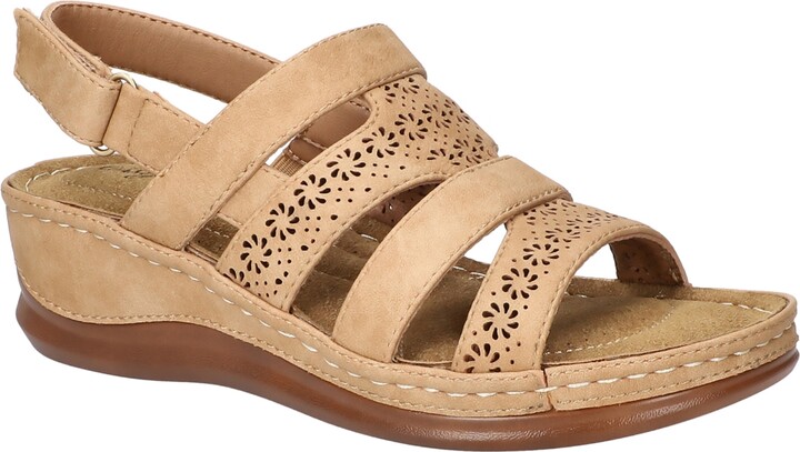 Easy Street Shoes Women's Alexi Slingback Wedge Sandals