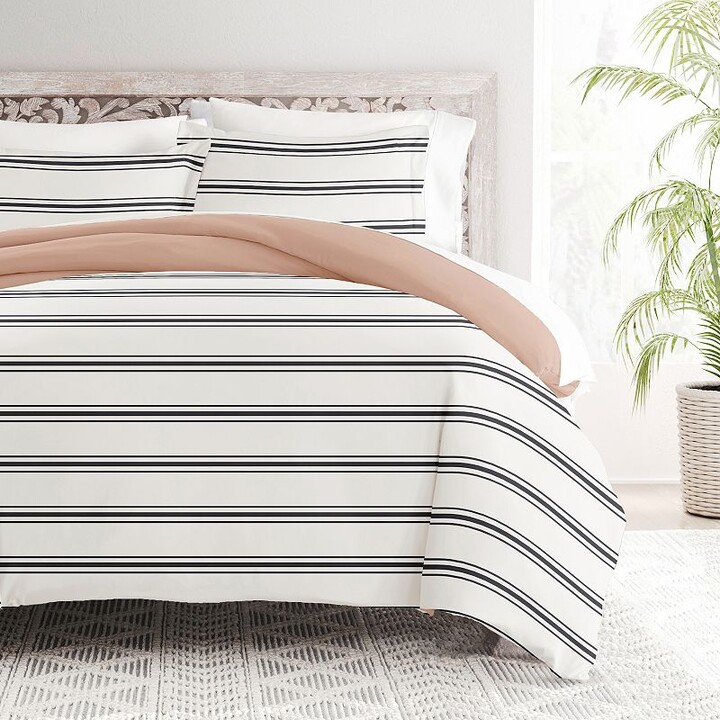 Home Collection Premium Ultra Soft Desert Stripe Reversible Duvet Cover Set