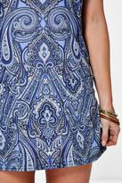 Thumbnail for your product : boohoo Petite Amy Deep V Neck Printed Shift Dress
