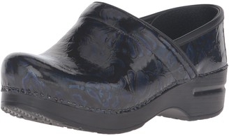 dansko women's shaina clog