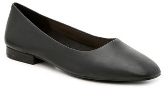 enzo angiolini black flats