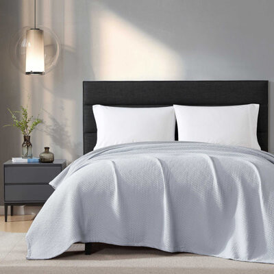 Vera Wang Matelesse Cotton Blanket