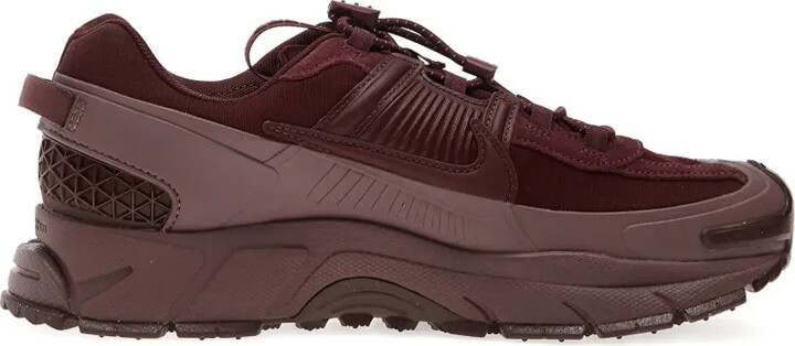Nike Zoom Vomero Roam sneakers