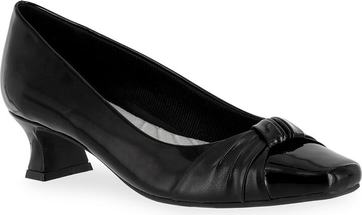 Easy Street Shoes Waive Women's Dress Pumps