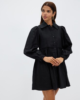 AERE Women's Black Mini Dresses - Pointed Collar Smock Mini Dress