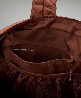 Lululemon Quilted Embrace Tote Bag 20L - ShopStyle