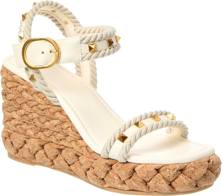 Stud Boohoo White Wedges Boohoo Western Studded Buckle Sandals In