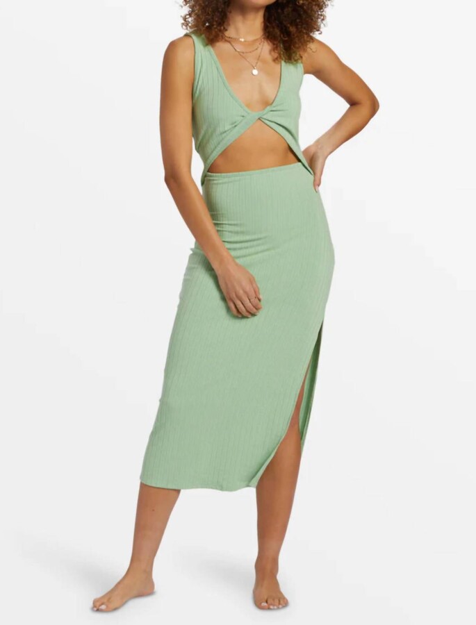 The Take A Look 2-Way Midi Dress In Green