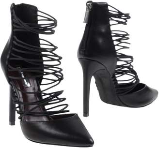 BCBGeneration Ankle boots - Item 11157444OI