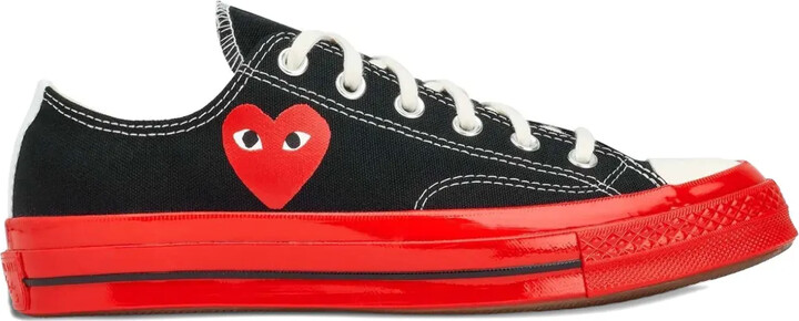 COMME DES GARÇONS PLAY X CONVERSE Heart-Motif Sneakers