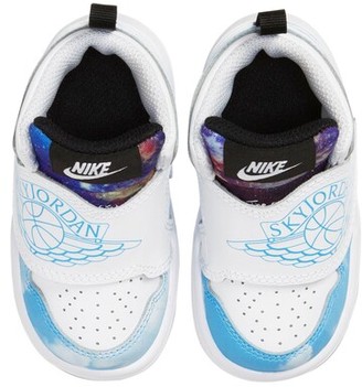 Nike Sky Jordan 1 Fearless Sneakers