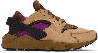 Nike Tan & Purple Huarache LE Sneakers