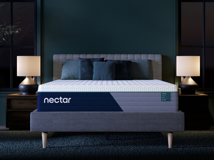 Nectar Premier 13" Medium Hybrid Mattress