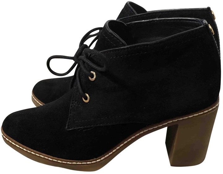 tory burch black suede boots