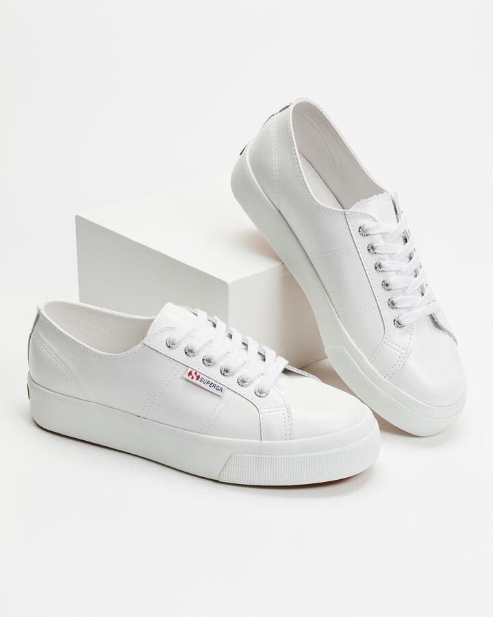 superga size 35