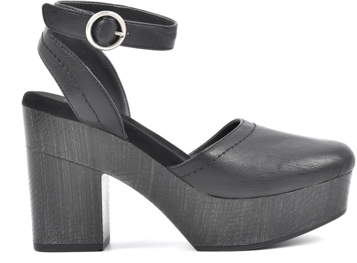 white mountain hana clog