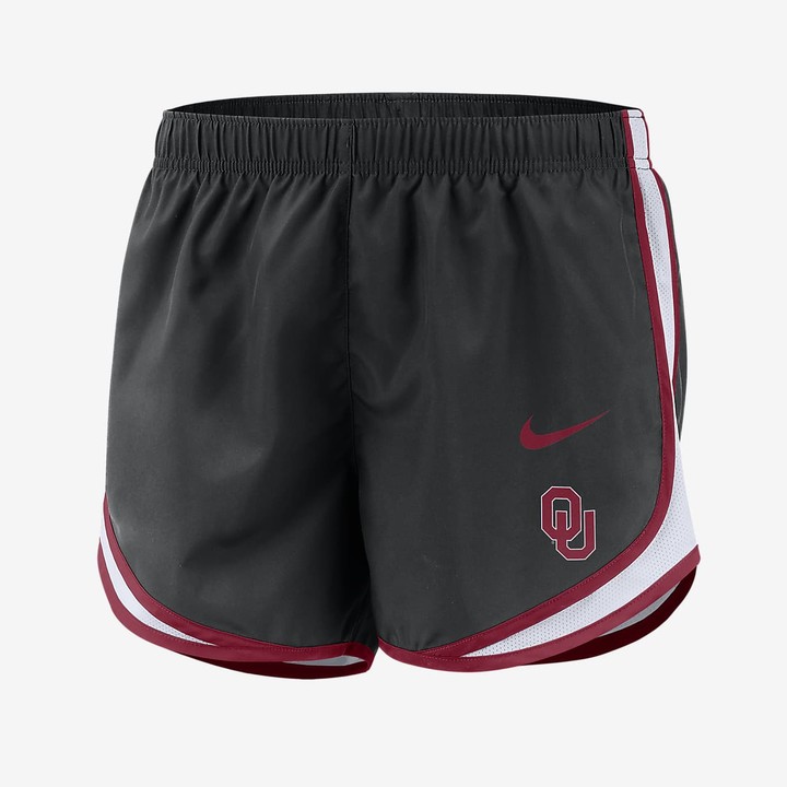 womens nike shorts with pockets