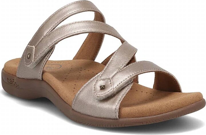 Taos Women Double U Sandal In Champange