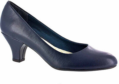 Easy Street Shoes Fabulous Womens Round Cone Heel Pumps