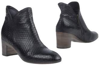 Alexander Hotto Ankle boots