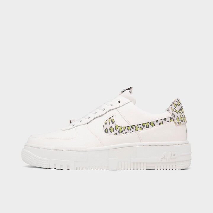 Nike Women's Air Force 1 Pixel SE 