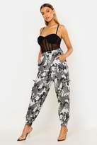 Thumbnail for your product : boohoo Camo Loopback Cargo Joggers