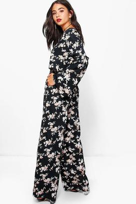 boohoo Ruby Floral Crop And Trouser Co-Ord