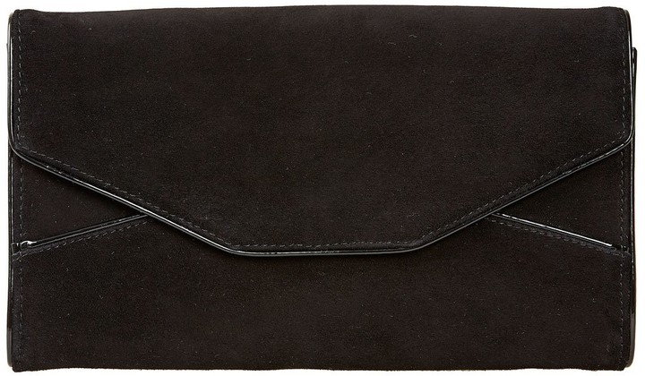 van dal shoes and bags