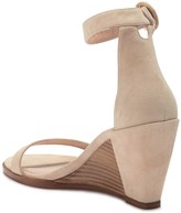 stuart weitzman harbor sandal