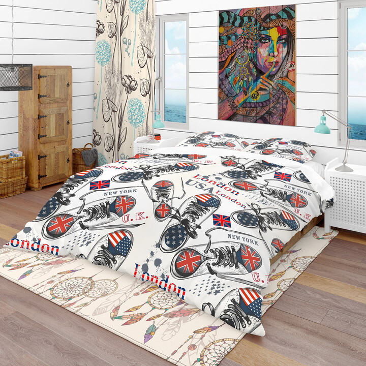 Designart 'Uk Londen Usa New York Sneakers' Modern & Contemporary Duvet Cover Set