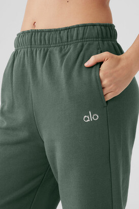 Alo Yoga | Accolade Sweatpant in White, Size: 2XS