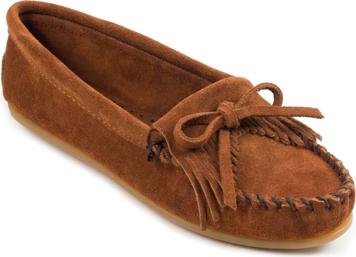 Minnetonka Women's Kilty Hardsole Moccasin