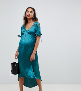 Mama Licious Mama.Licious Mamalicious embroidered satin dress
