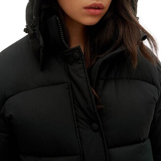 Noize Short Cropped Puffer W/Removable Hood, Thumb Holes