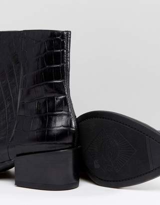 Vagabond Marja Black Leather Croc Effect Ankle Boots