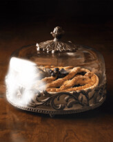 Thumbnail for your product : G G Collection Covered Pie Plate