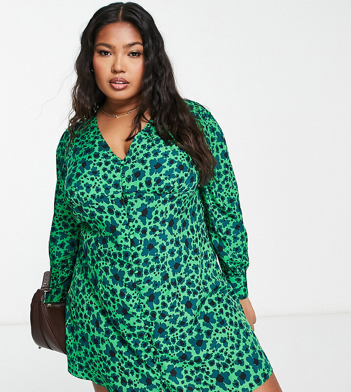 Wednesday's Girl Curve ditsy floral print button through mini dress in