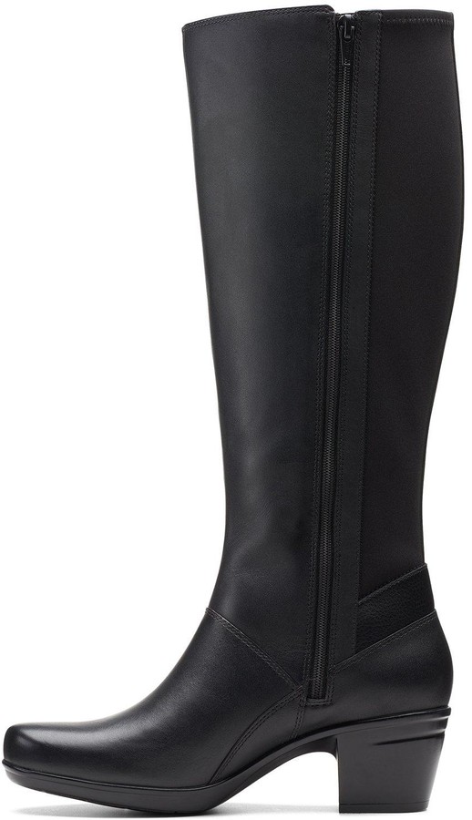 clarks wide fit boots uk