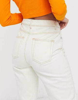 Noisy May mom jeans with high waist relaxed fit in ecru