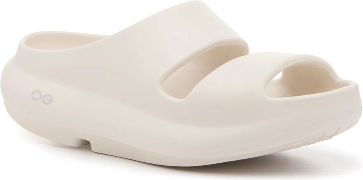 Oofos OOyea Slide Sandal