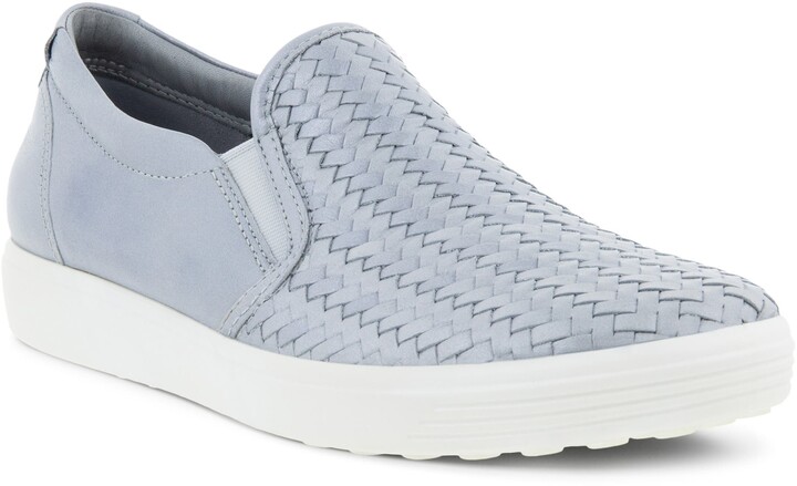 ecco silver sneakers