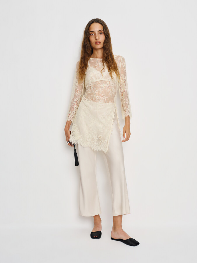 Gale Satin Mid Rise Capri Pant