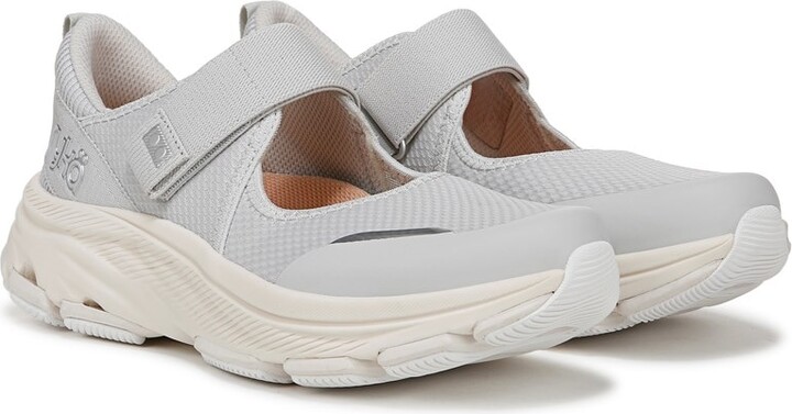 Women's Devotion Max Mary Jane Walking Sneakers