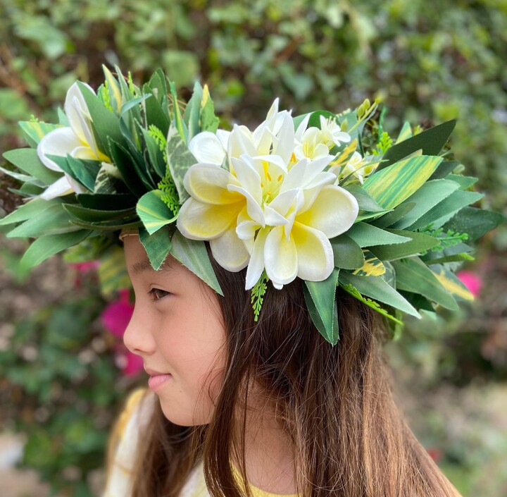 hawaiian flower headpiece